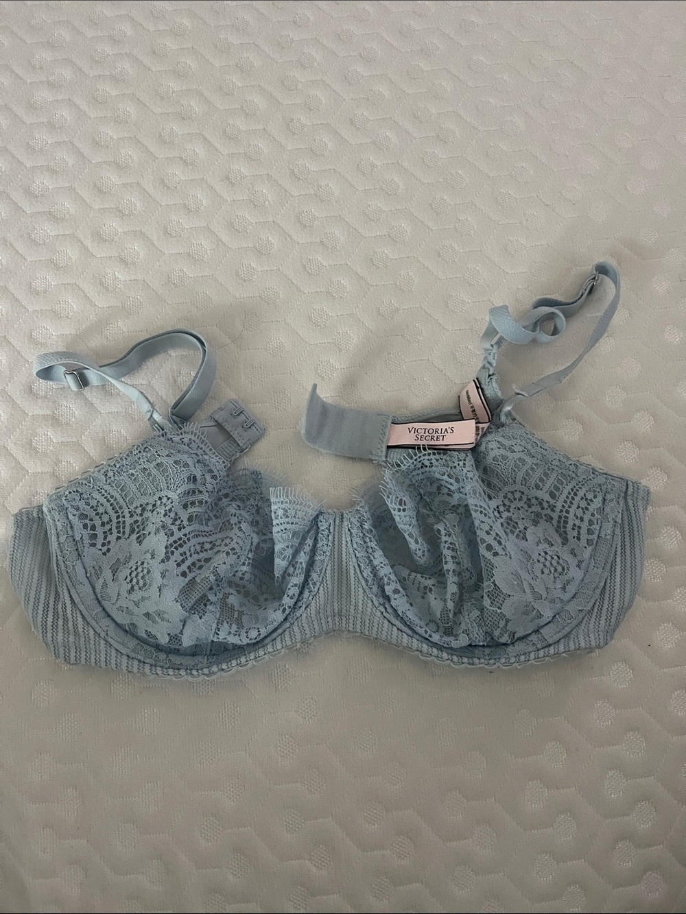 Victoria's Secret Pale Blue Lace Underwire Bra